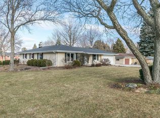8820 Ranchwood Dr, Racine, WI 53406