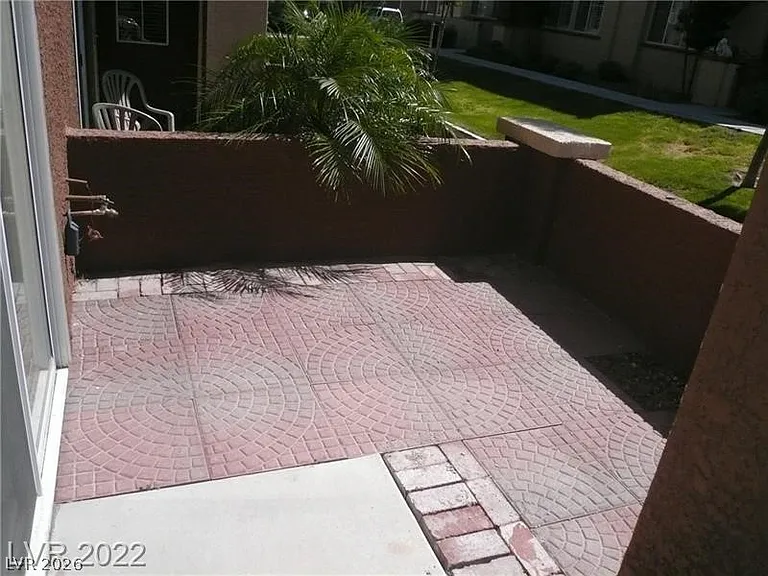 10210 Deerfield Beach Ave #102 — Photo 7