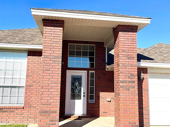 4th image of 2716 Northglen Dr