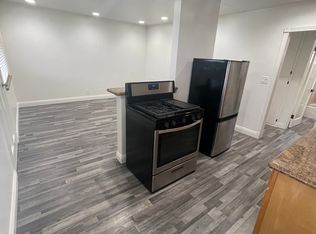 504 Main St APT G, Huntington Beach, CA 92648
