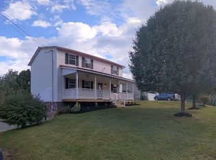 154 Emerald Hills Dr, Elizabethton, TN 37643