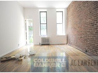 216 E 90th St APT 1RW, New York, NY 10128