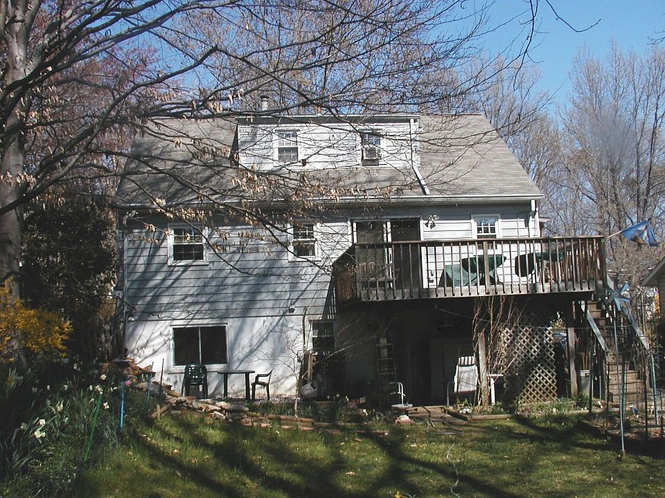 2nd image of 10612 Glenwild Rd