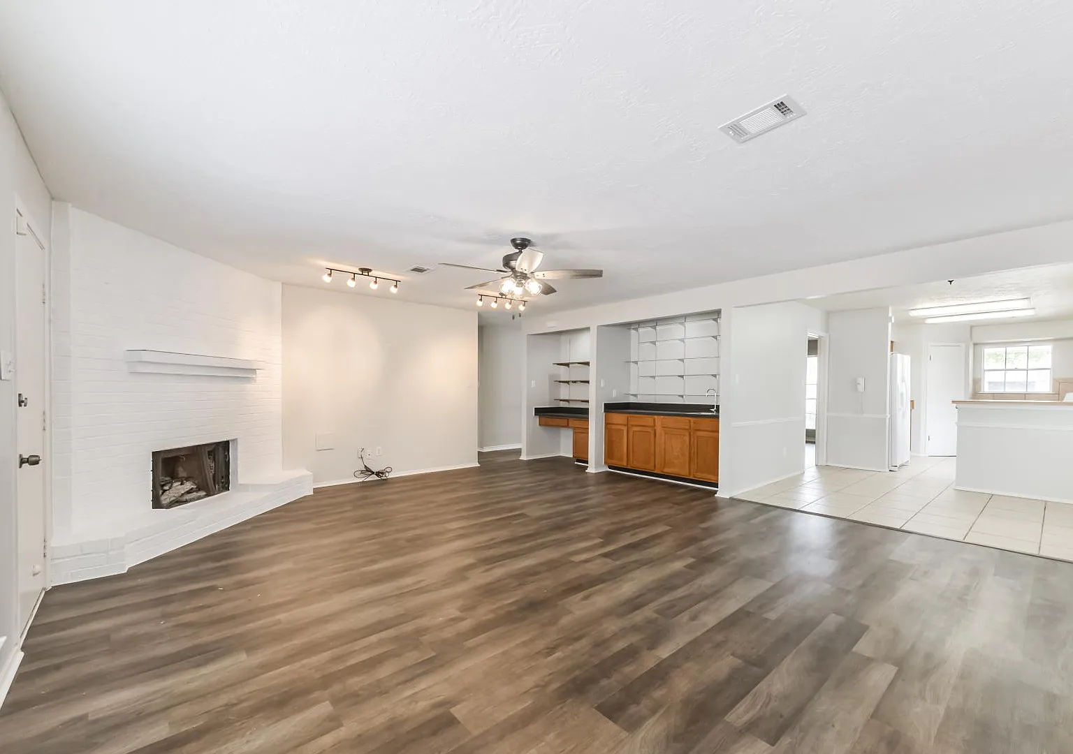 16606 Burlcreek Street — Photo 3