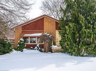 11 Leadale Pl, Hamilton, ON L9C3W6