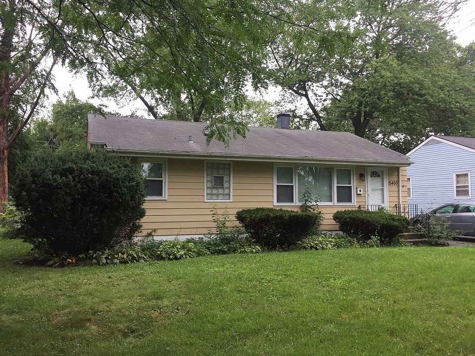 1st image of 15450 Maple St
