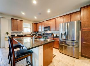 35587 N Donovan Dr, San Tan Valley, AZ 85142