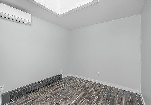 3rd image of 24-20 31st St #F