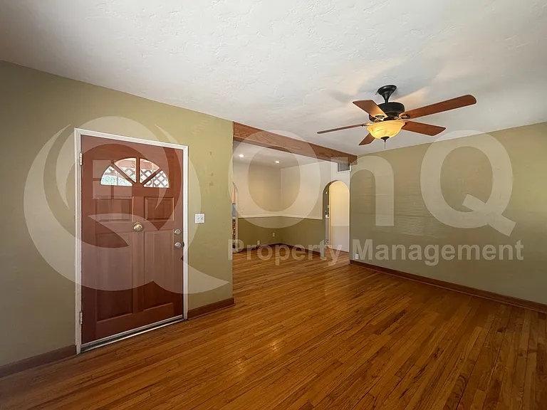 2926 E Waverly St — Photo 34