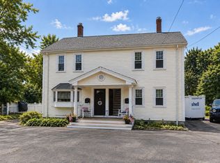 16 Hazelnut Pl #16, Dedham, MA 02026