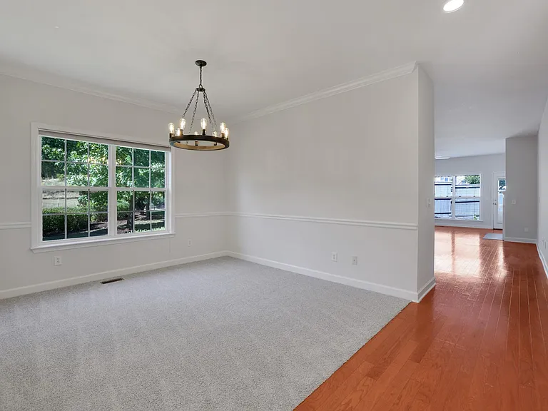 1302 Liberty Pike — Photo 10