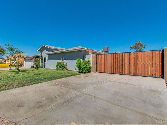 5th image of 1198 E Avenida Grande