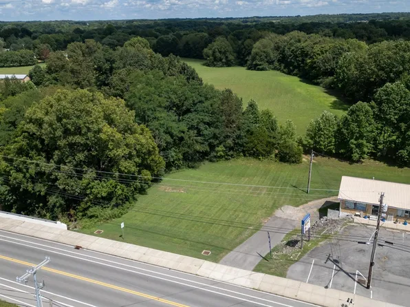 3336 31w Hwy, White House, TN 37188