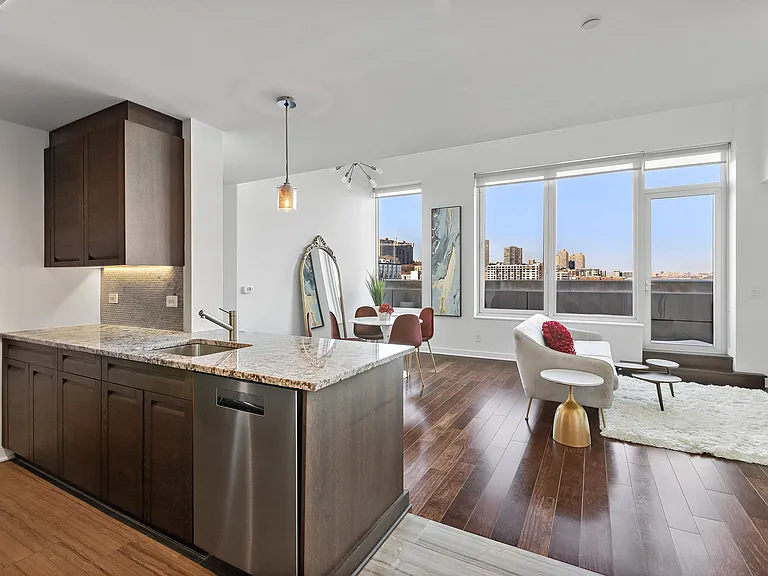 1000 Avenue At Port Imperial #702 — Photo 12