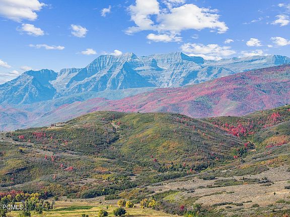 3rd image of 6061 N Westridge Rd