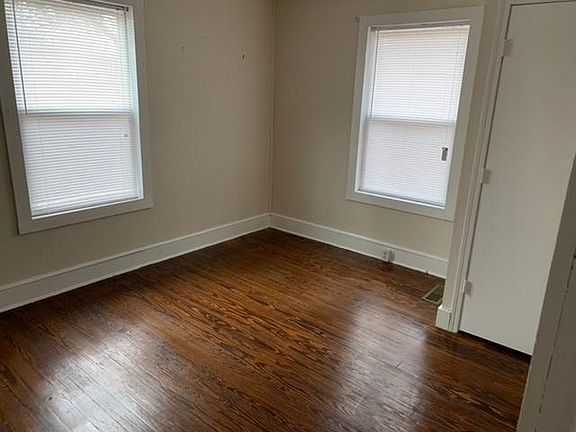 4th image of 382 Missouri St