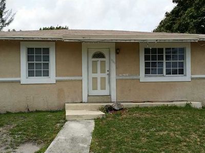 1049 NW 29th Ter, Fort Lauderdale, FL, 33311