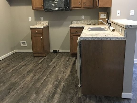 4th image of 875 Lynnwood Way APT C3