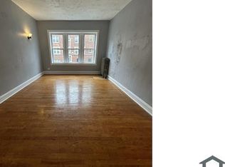 2419 E 77th St APT 1, Chicago, IL 60649