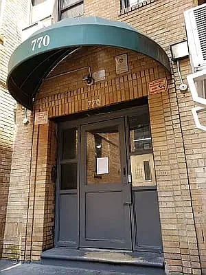 Rented by Signature Property Realty | media 34