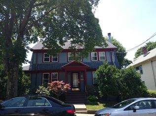 18 Castleton St, Jamaica Plain, MA 02130