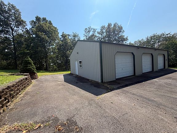 5th image of 82 Rolley Ln