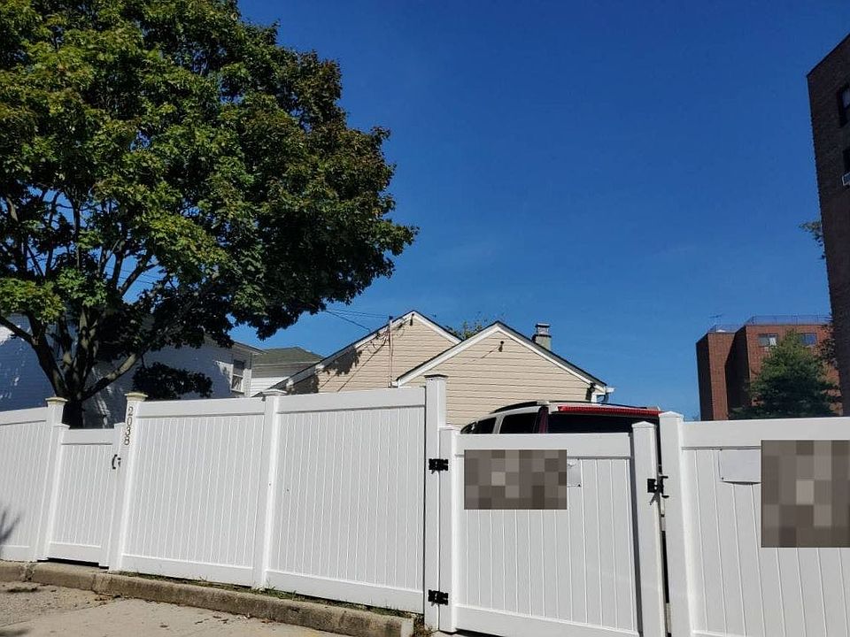 2nd image of 2038 Elk Dr