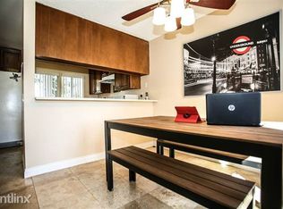 260 Victoria St #1, Costa Mesa, CA 92627