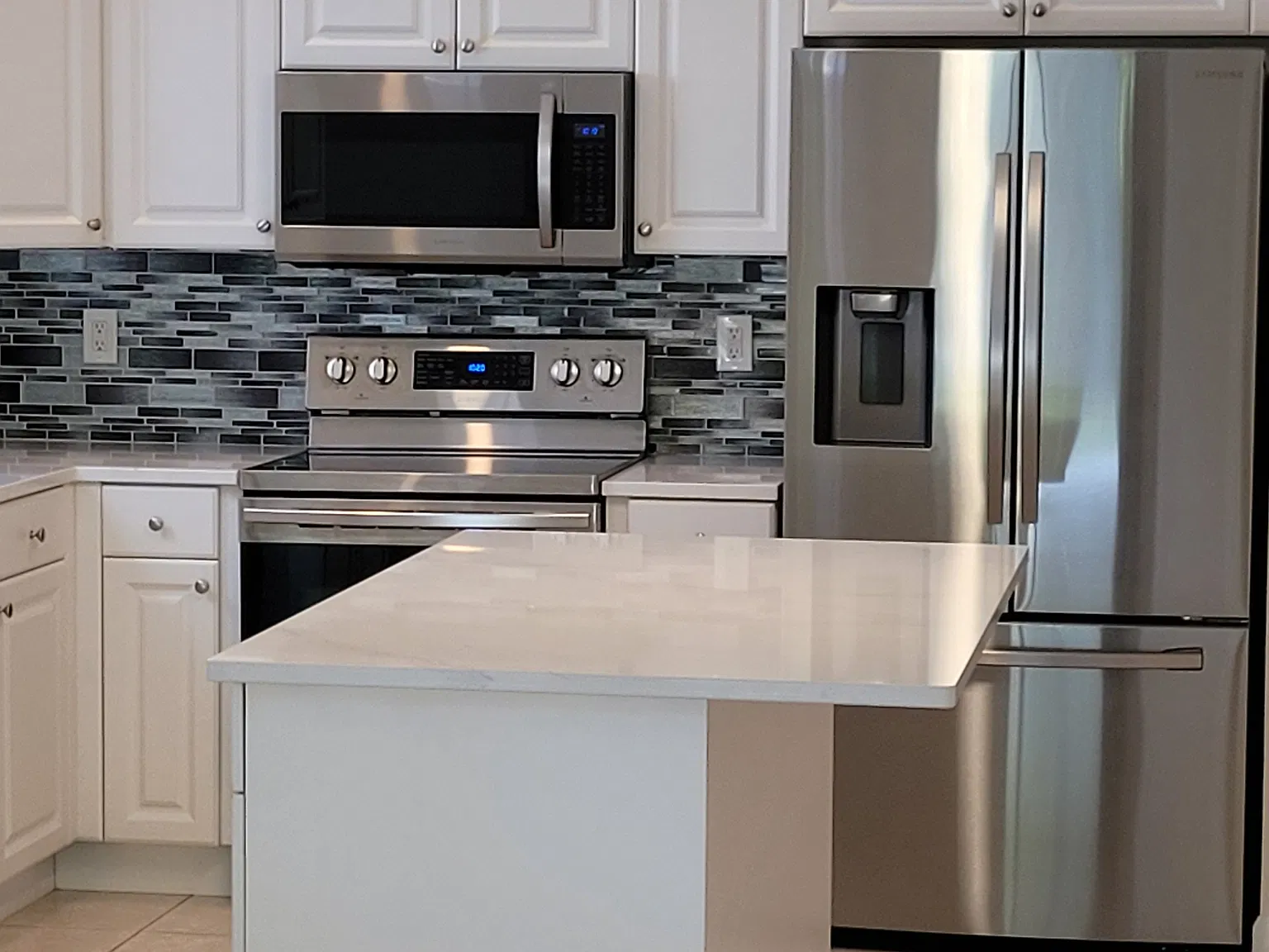 3 bed, 1549 sqft, $3,000 — Photo 4