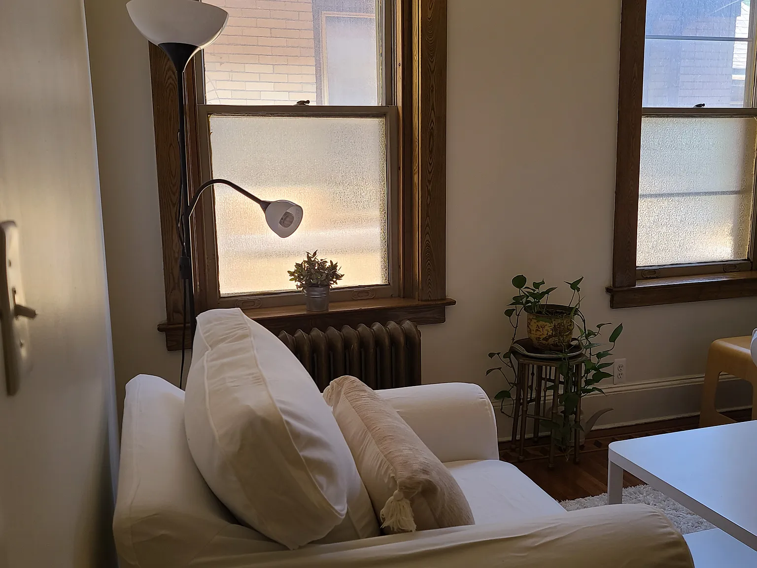 1 bed, 750 sqft, $2,000 — Photo 2