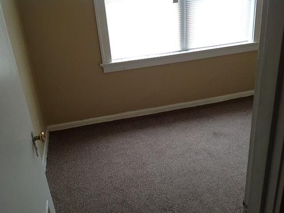 3rd image of 6027-6029 W Florissant