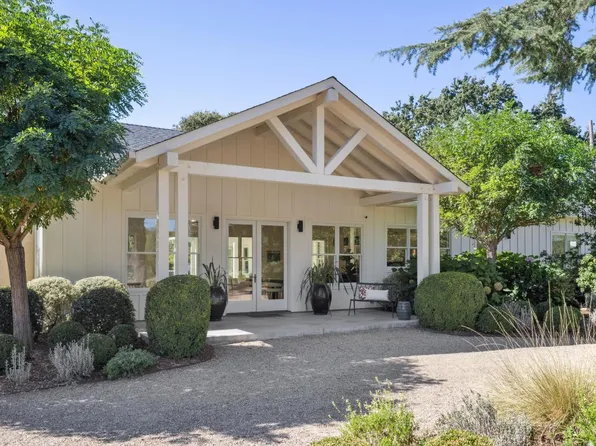 20685 5th Street E, Sonoma, CA 95476