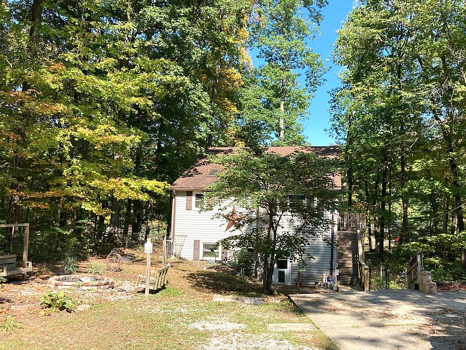 1st image of 764 W Hinshaw Dr