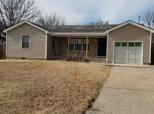 718 NW 31st St, Lawton, OK 73505