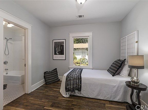 5th image of 328 Harrison Ave