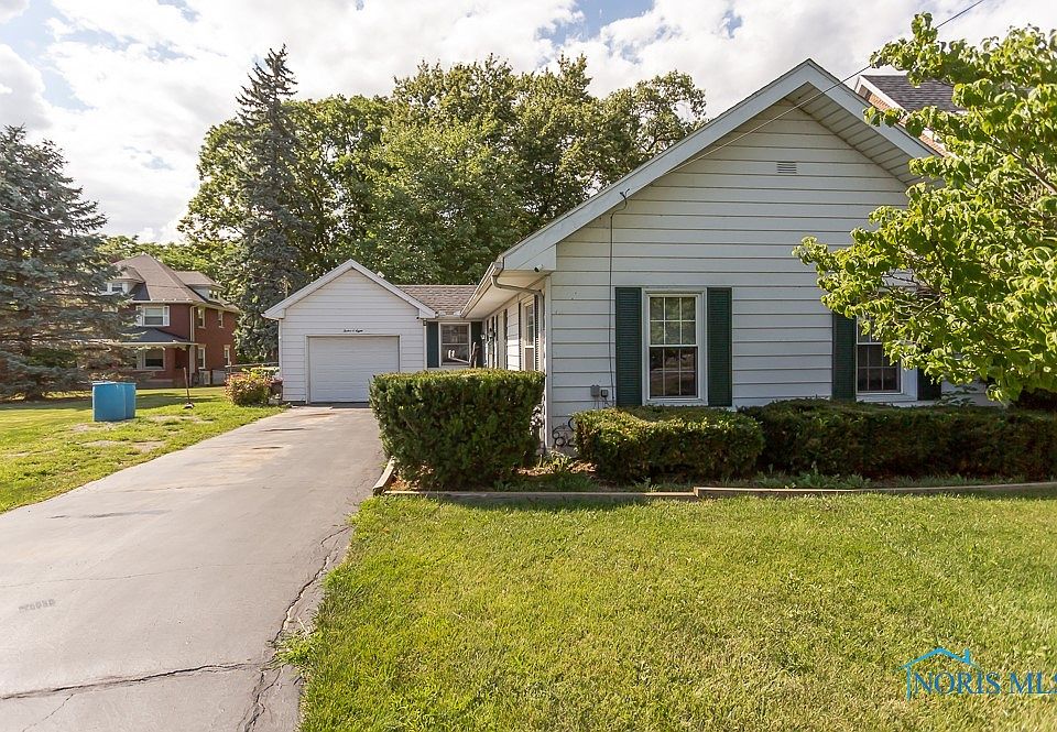 1208 Dixie Hwy, Rossford, OH 43460 Zillow