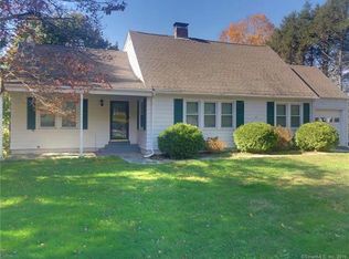 471 New London Tpke, Norwich, CT 06360