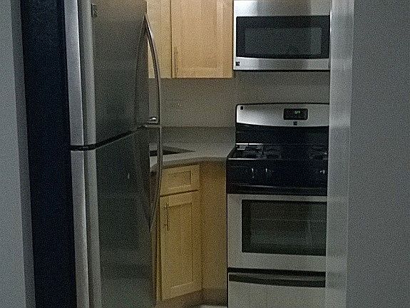 5th image of 341 10th St #Fl11