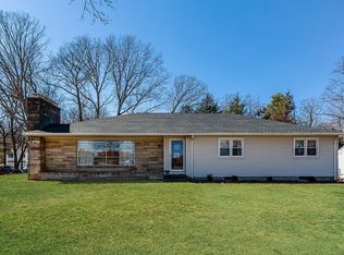 78 Grassy Gutter Rd, Longmeadow, MA 01106