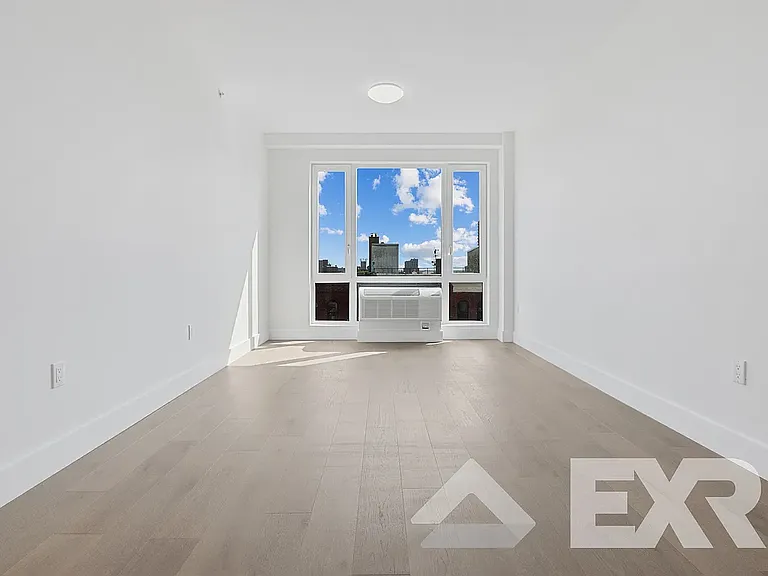 48 Somers St #304 — Photo 13