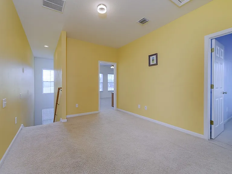 3097 Merchants Row Blvd — Photo 10