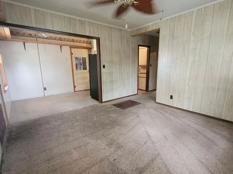 618 S Magnolia St — Photo 6
