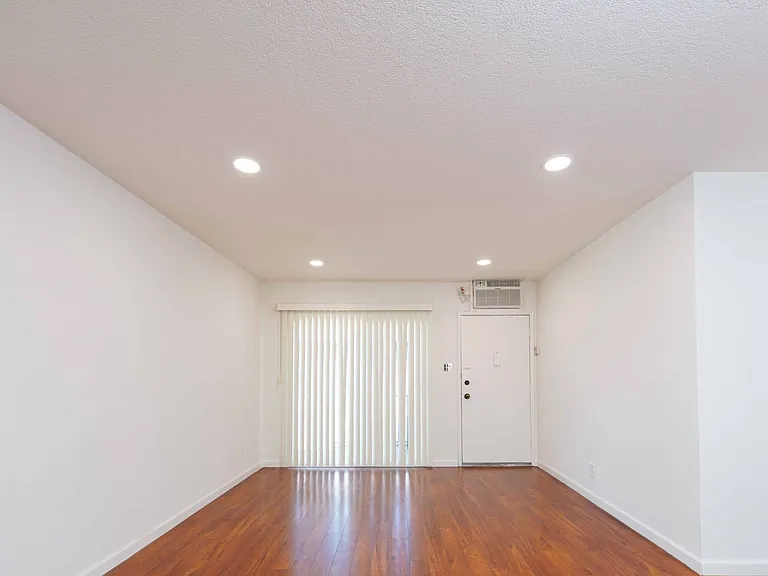 608Hayw — Photo 8