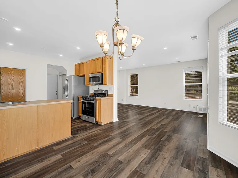 191 Willoughby Ct #A — Photo 9