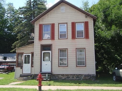 2nd image of 127 N Main St