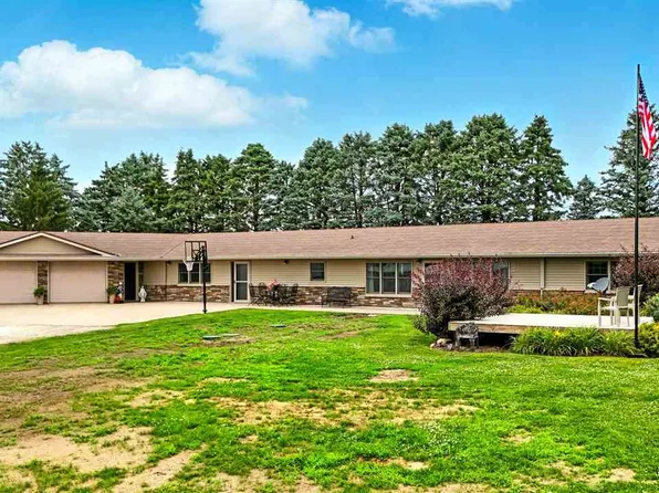 3056 Underwood Ave, Crawfordsville, IA 52621