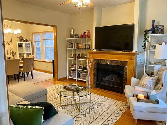 5th image of 1639 W Summerdale Ave #1