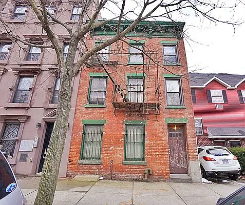 1st image of 30 N Portland Ave