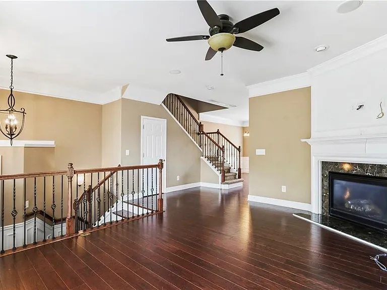 2470 Natoma Ct SE #11 — Photo 6