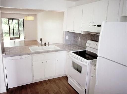 4th image of 880 NE 207th Ter APT 103